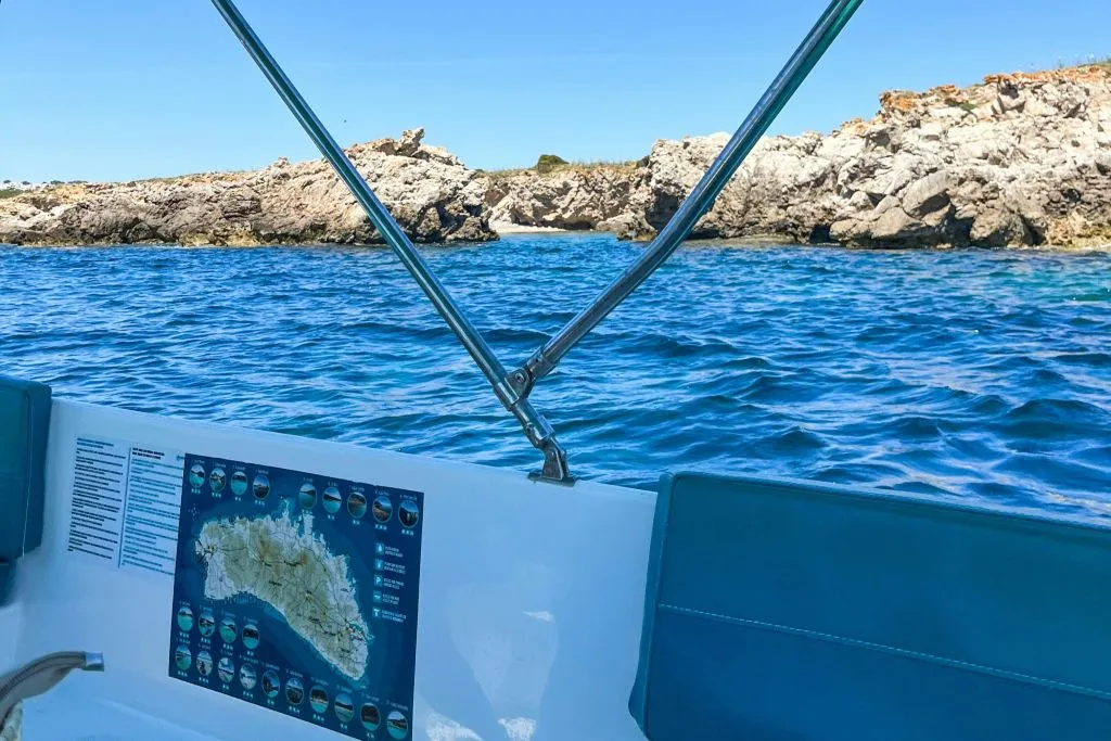 Puerto Addaya: Alquiler de barcos sin licencia