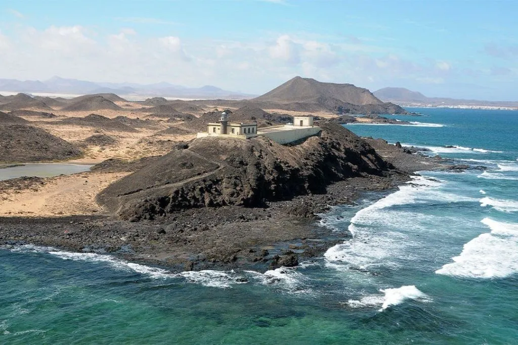 Parque Natural Isla de Lobos: Ferry de ida y vuelta desde Corralejo