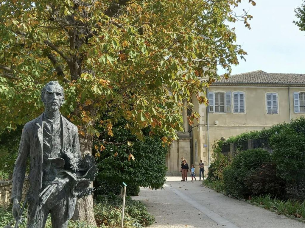 Provence : Visite guidée d'Avignon à la découverte de Van Gogh + entrée à Saint-Paul de Mausole