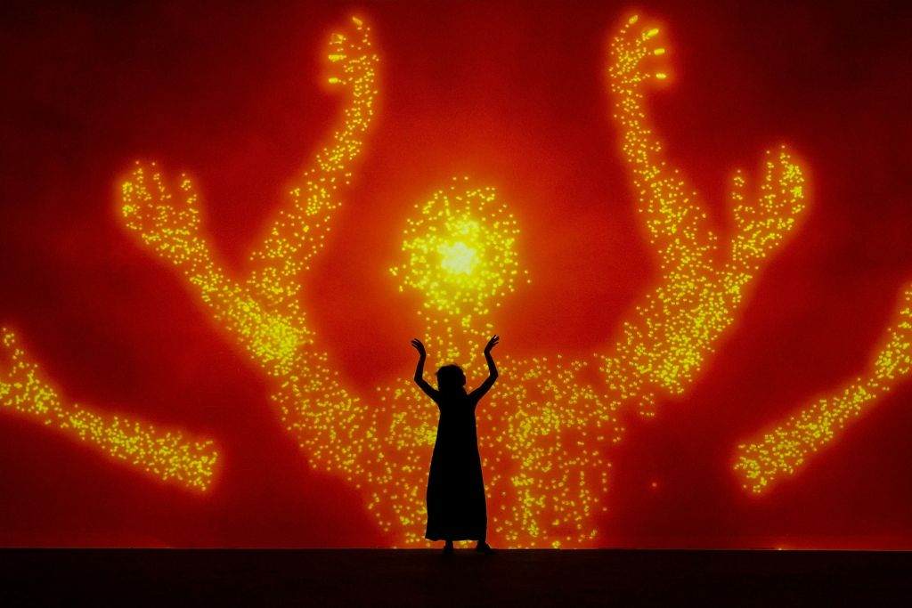 Frameless Immersive Art Experience: Frameless Lates