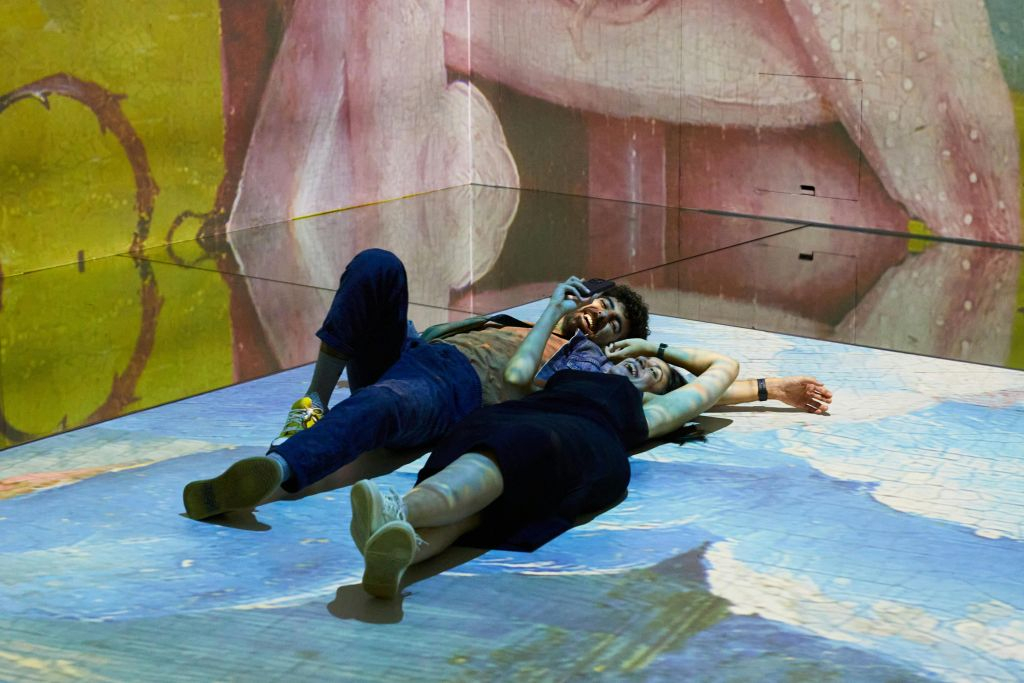 Frameless Immersive Art Experience: Frameless Lates