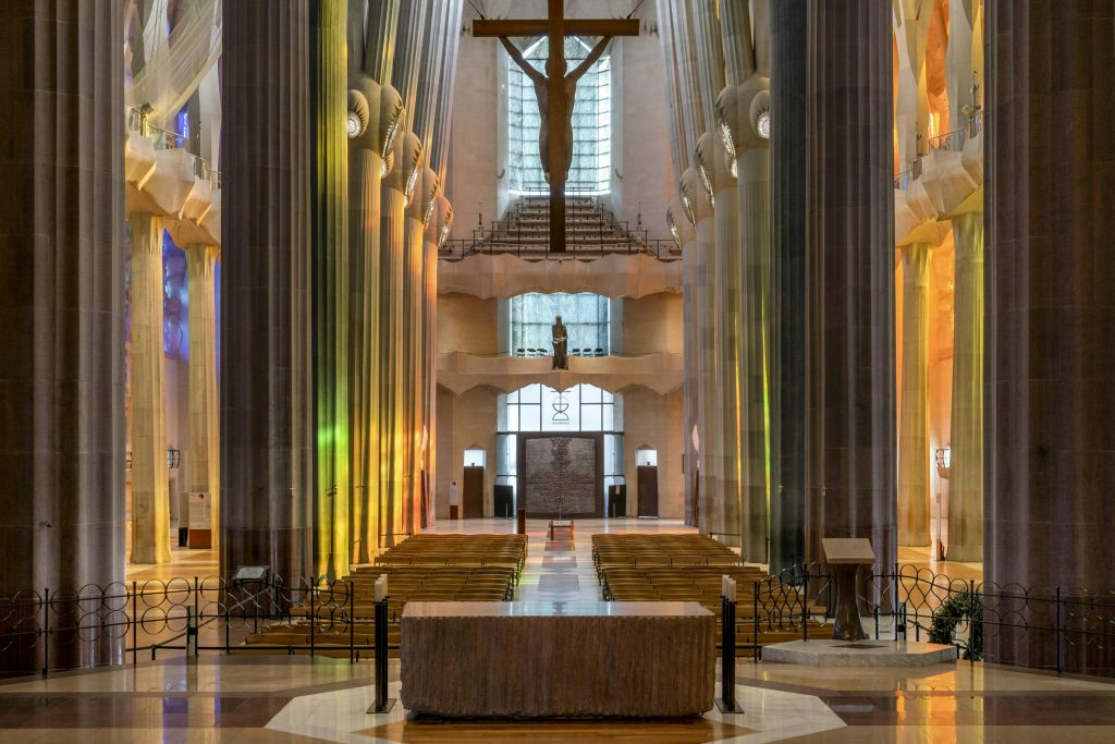 Sagrada Familia: Fast Track Ticket with Optional Towers