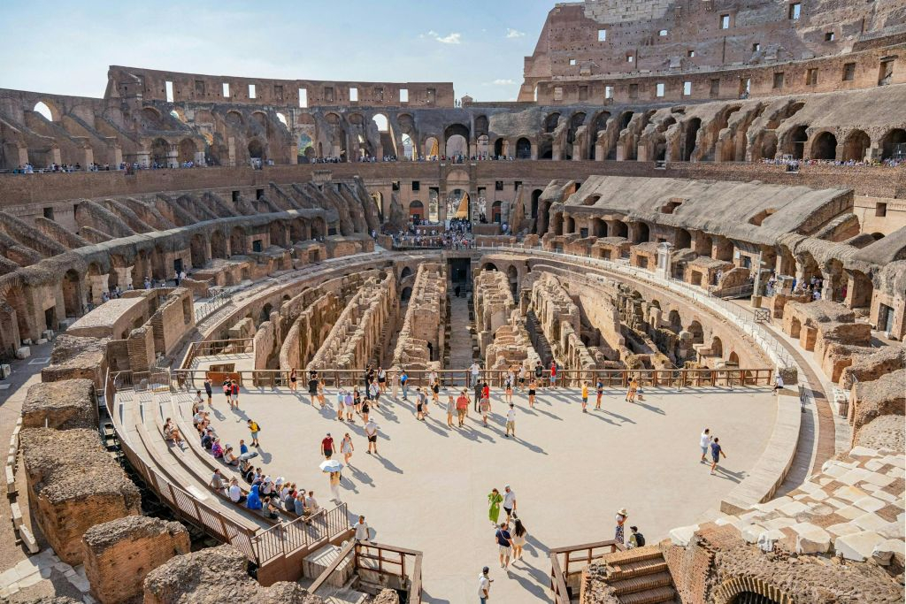 Colosseo, Arena e Foro Romano + Guida audio