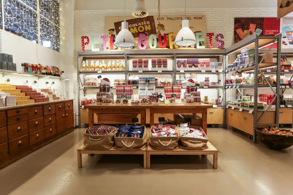 Simón Coll Chocolate Experience: Guided Visit