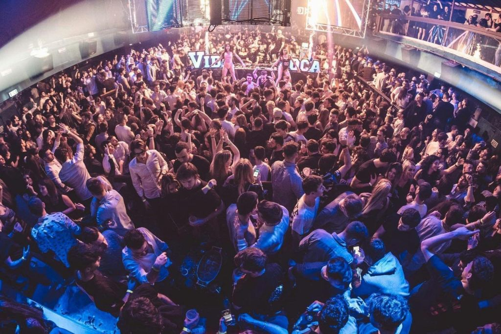Bologna: visita guidata ai pub italiani