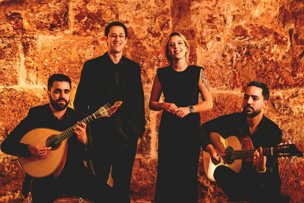 Lisbon: Fado Show at Fado & Fado + Port Wine