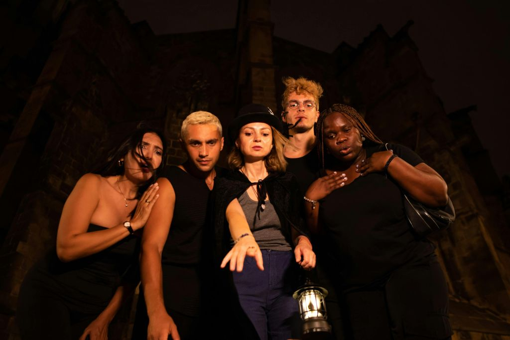 Barcelona: Guided Haunted Night Tour
