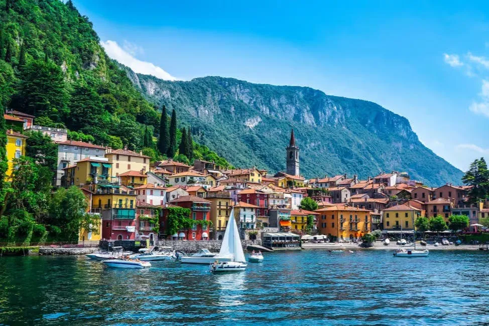 Lago di Como, Bellagio e Lugano: Tour guidato in giornata da Milano + tour privato in barca