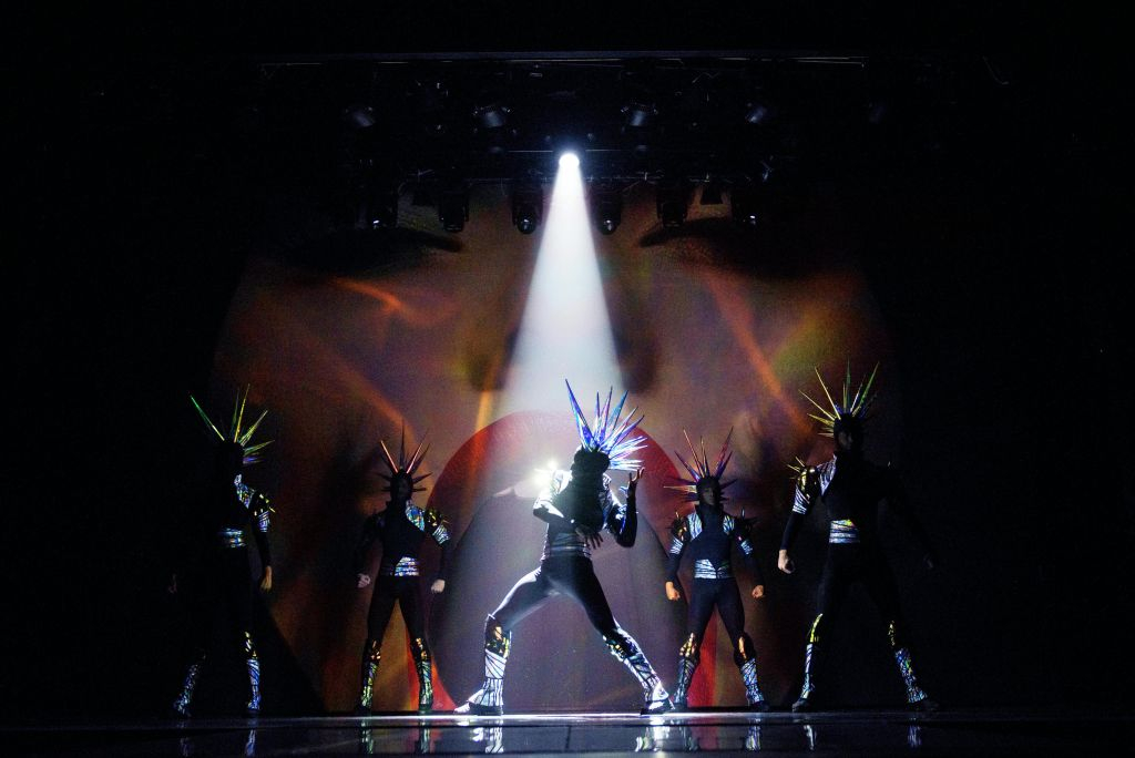 Paradis Latin Cabaret