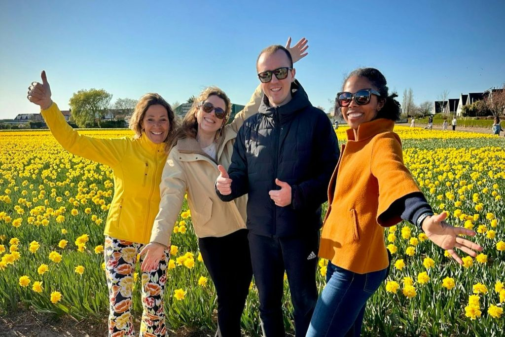 Lisse: Visita Privada en Bicicleta a los Campos de Tulipanes + Bebidas