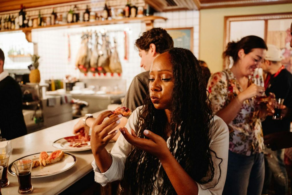 Madrid: Guided Tapas Tasting Tour + Drinks