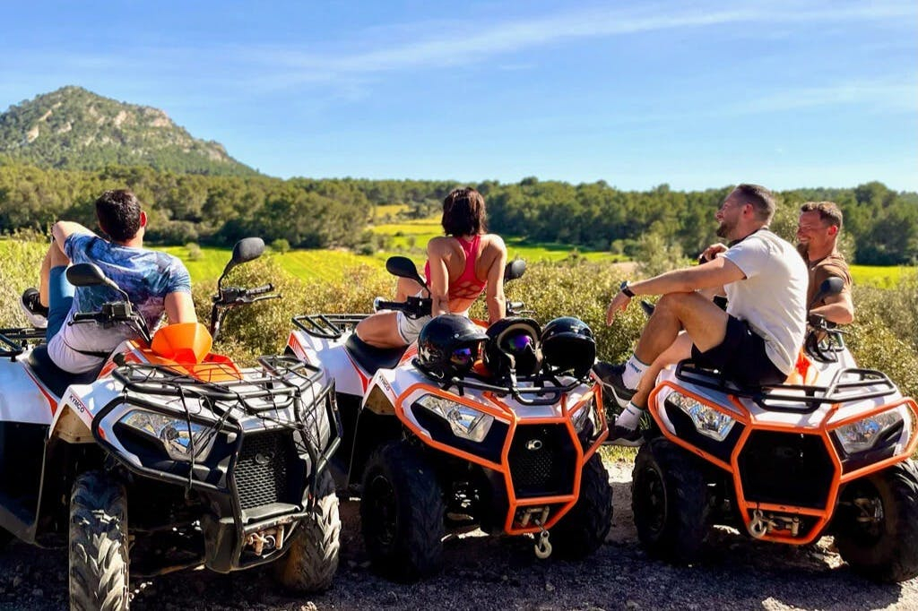 Maiorca: Tour guidato in Quad + Snorkeling + Salto dalle scogliere