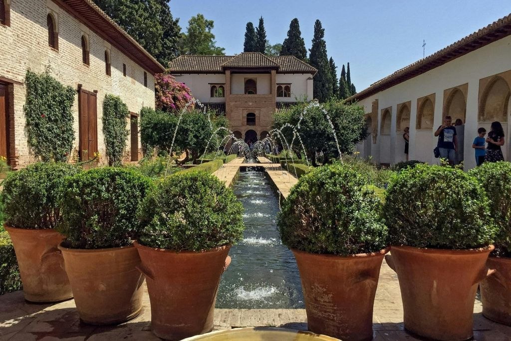 Alhambra e Palazzi nazarì: Biglietto salta-coda
