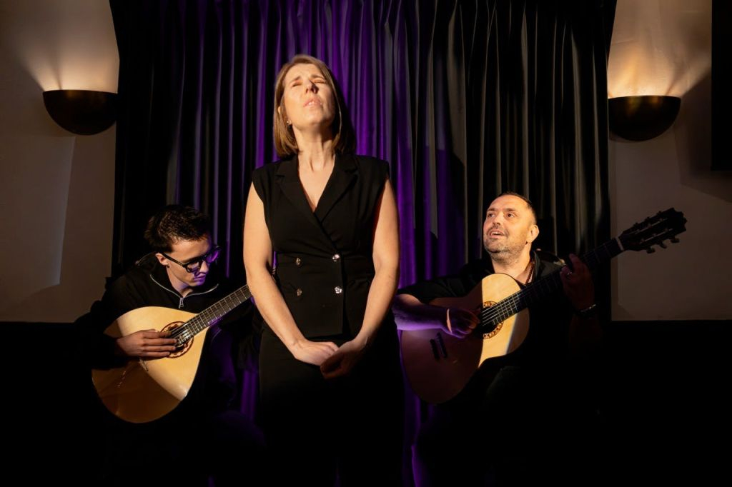 Lisbon: Evening Fado Show + Glass of Moscatel