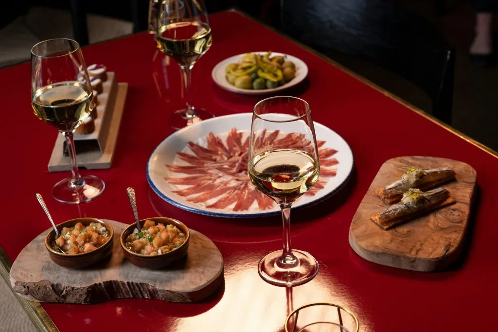 Madrid: Flamenco Show at Flamenco de Leones with a Drink