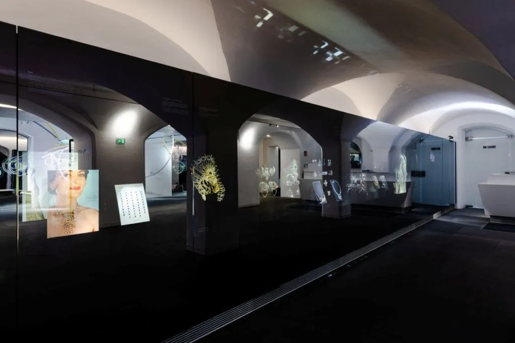 Tienda Mundos de Cristal Swarovski Innsbruck: Visita guiada + Bebida