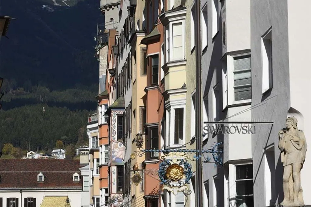 Tienda Mundos de Cristal Swarovski Innsbruck: Visita guiada + Bebida