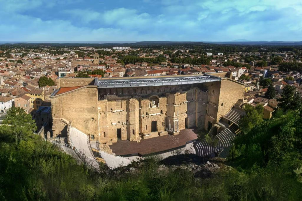 Laranja: Arco do Triunfo, Museu de Arte e História, Teatro Romano + Experiência VR