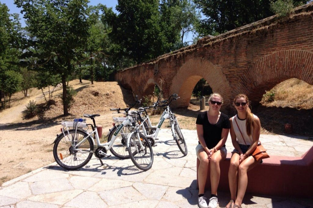 Madrid: Private Electric Bike Tour