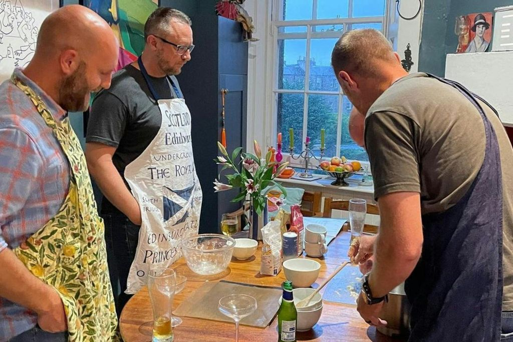Edinburgh: Scottish Cooking Class + Dinner