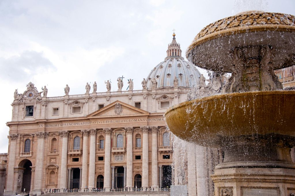 Basilique Saint-Pierre : Entrée réservée avec assistance + Audioguide