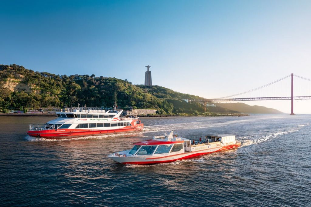 Lisbon: Tagus River Sightseeing Cruise