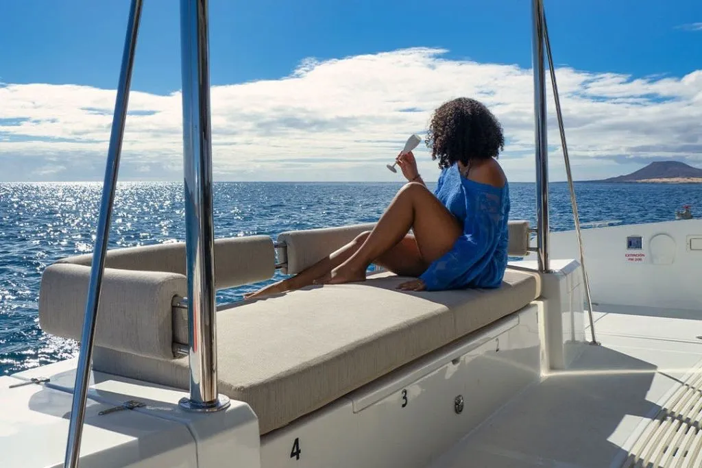 Isla de Lobos: Paseo en barco + comida y bebidas