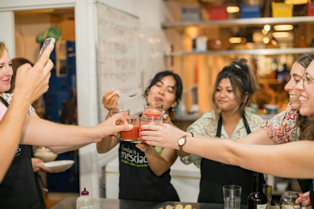 Barcelona: Spanish Cooking Class + Lunch + Drink