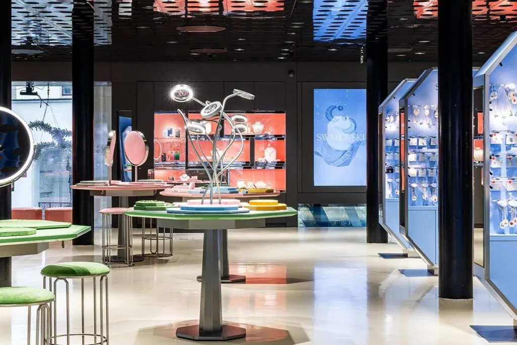 Swarovski Crystal Worlds Store Vienna: Entrada + Apresentação + Presente