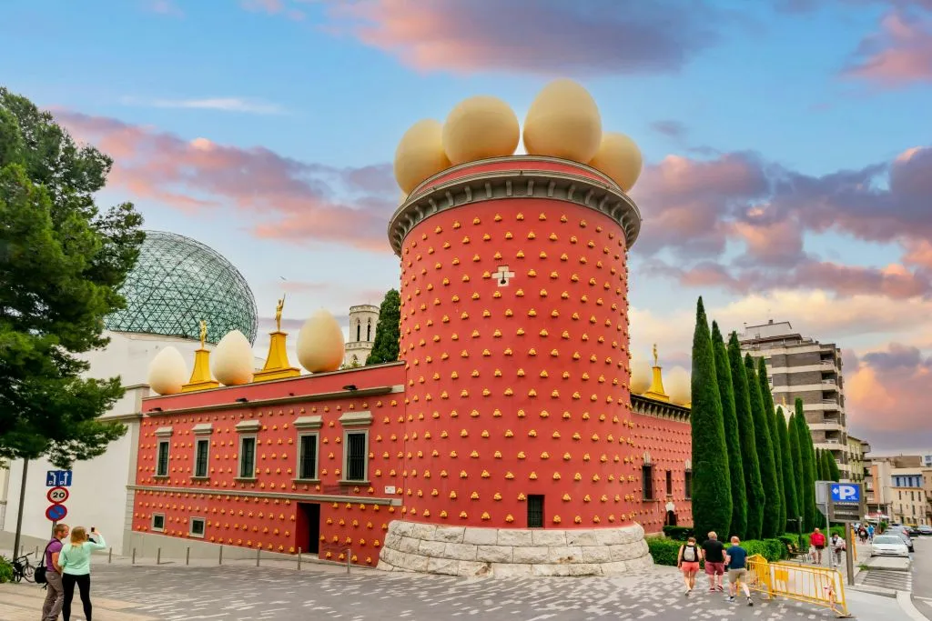 Teatro y Museo Dalí: Tour guiado en español