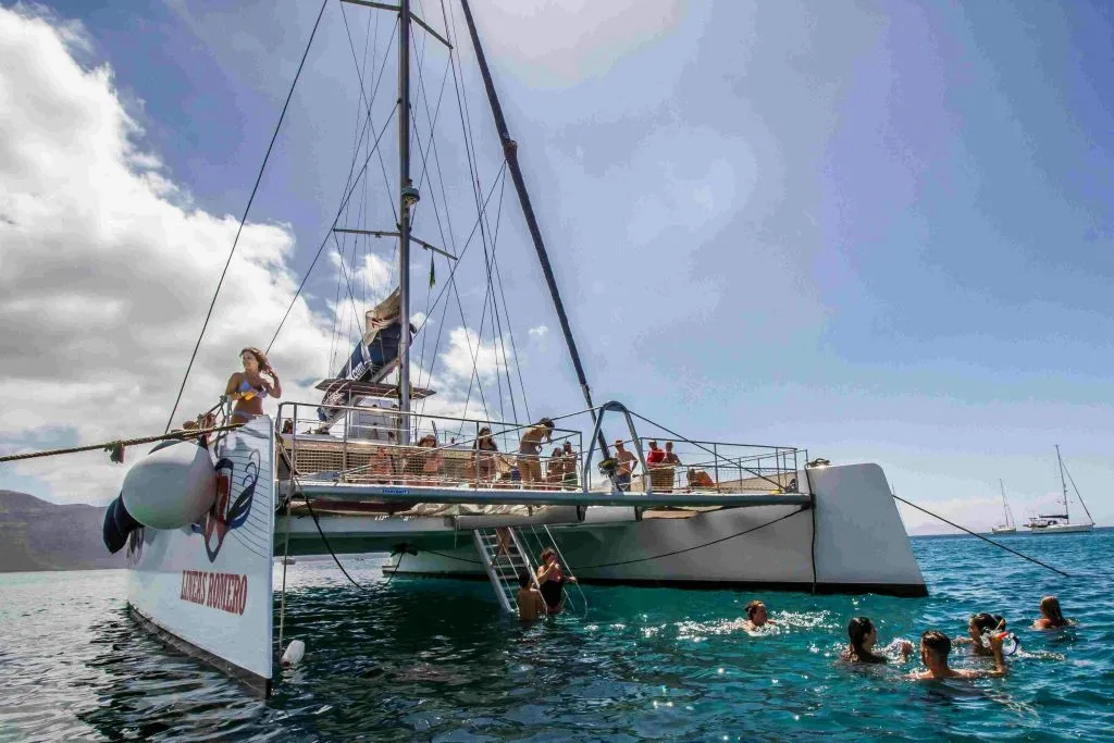 La Graciosa: Passeio de barco guiado + Ferry + Transfer de Lanzarote