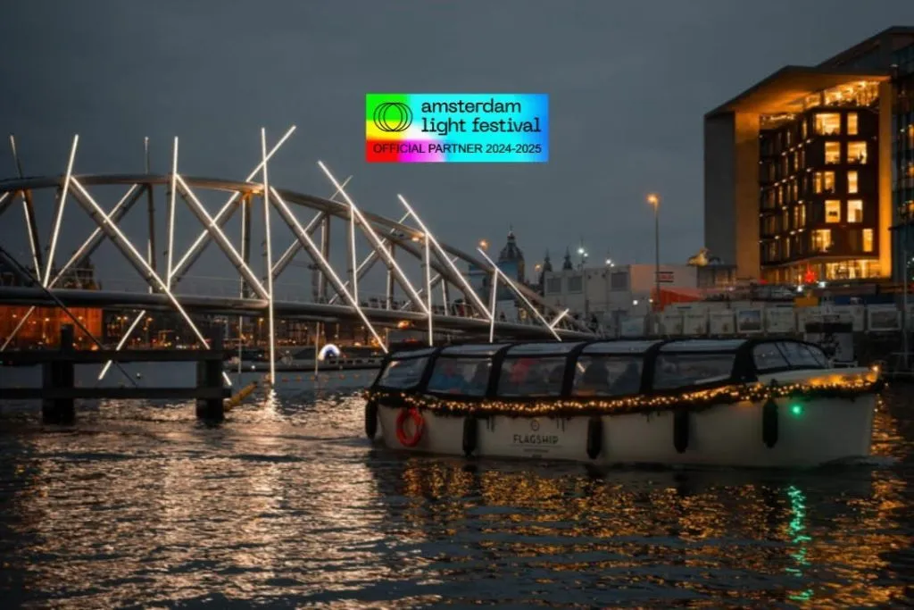 Amsterdam Light Festival: Luxury Boat Cruise + Optional Unlimited Drinks