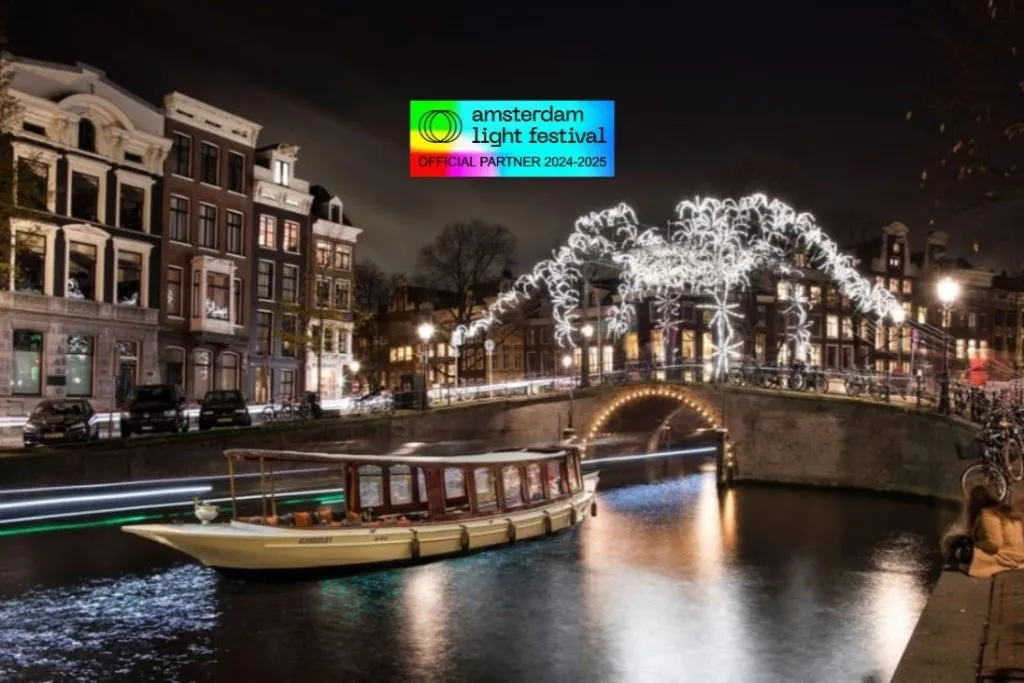 Amsterdam Light Festival: Luxury Boat Cruise + Optional Unlimited Drinks