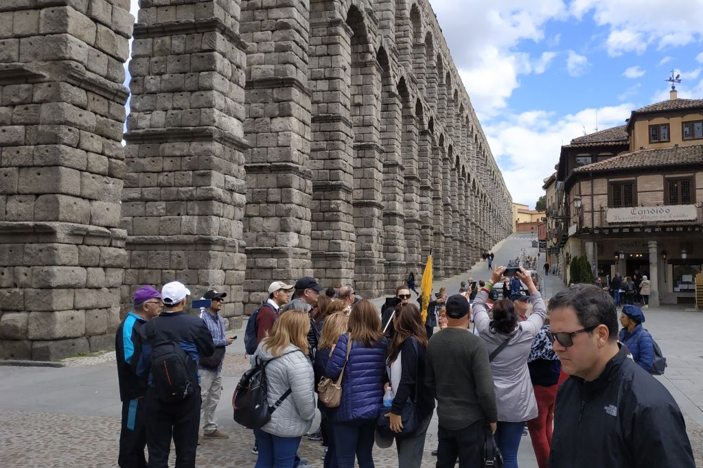 Toledo & Segovia: Day Trip from Madrid