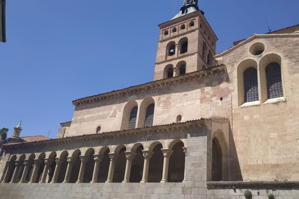 Toledo & Segovia: Day Trip from Madrid
