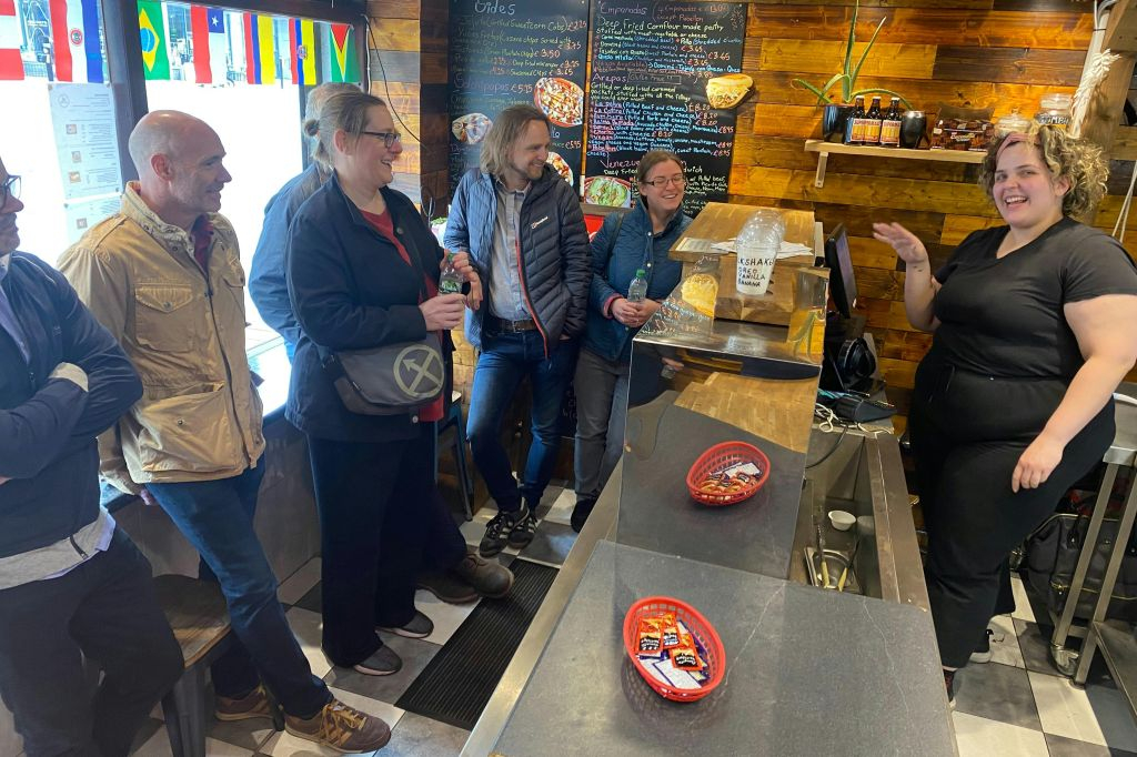 Manchester: Guided Food Tour