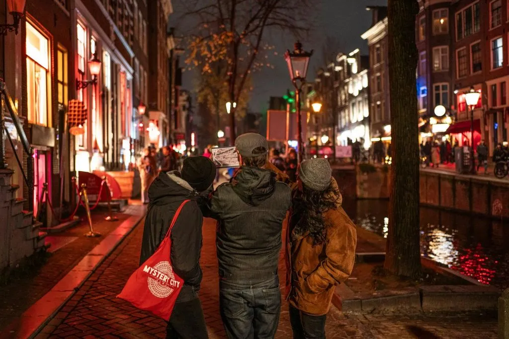Amsterdam : Red Light District Pub Crawl Mystery Game