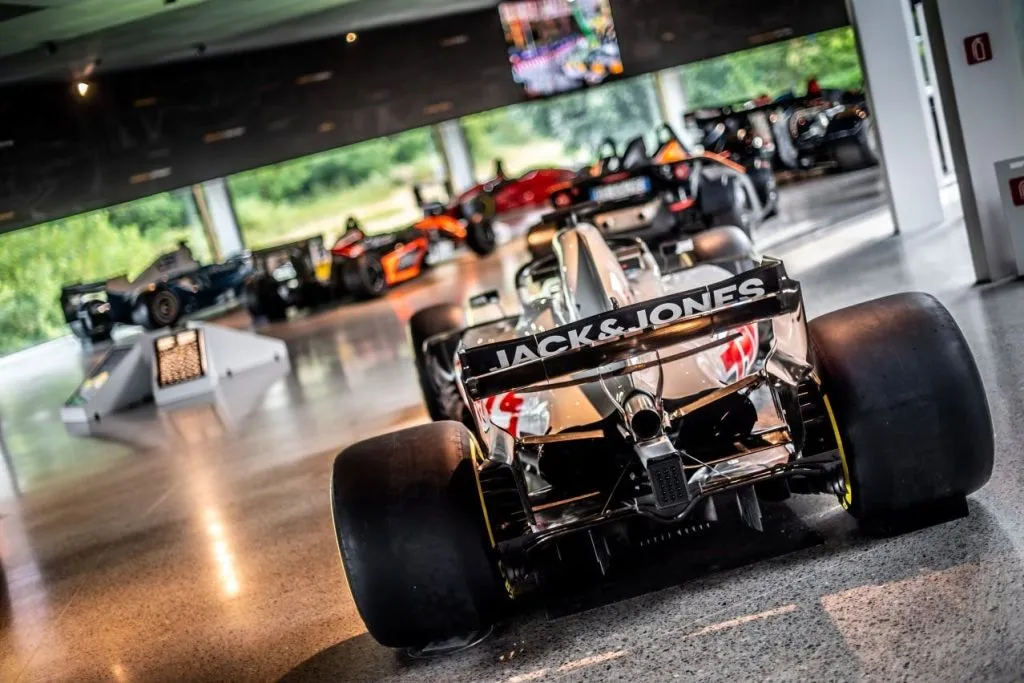 Dallara Academy: Biglietto d'ingresso + accesso al simulatore