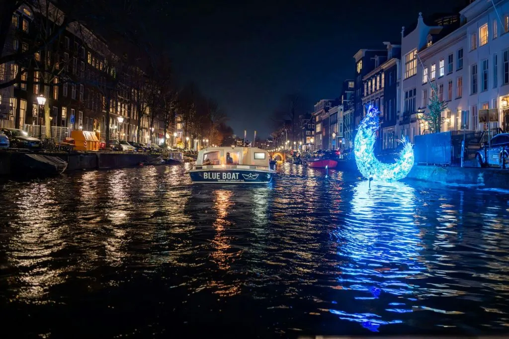 Festival delle luci di Amsterdam: tour in barca coperto
