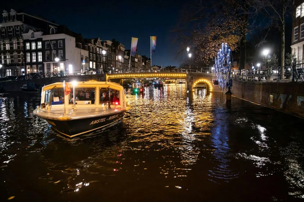 Festival delle luci di Amsterdam: tour in barca coperto