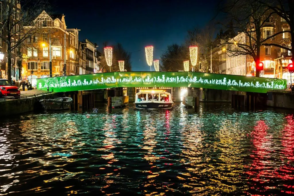 Festival delle luci di Amsterdam: tour in barca coperto