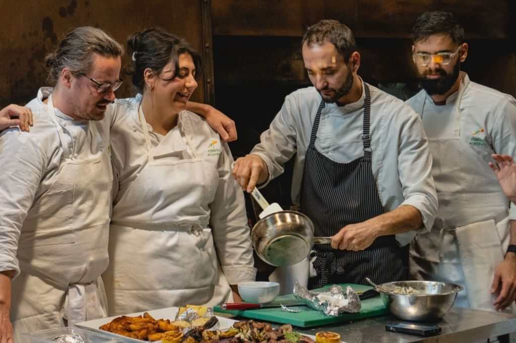 Firenze: Corso di cucina per piccoli gruppi al Cibrèo Helvetia & Bristol