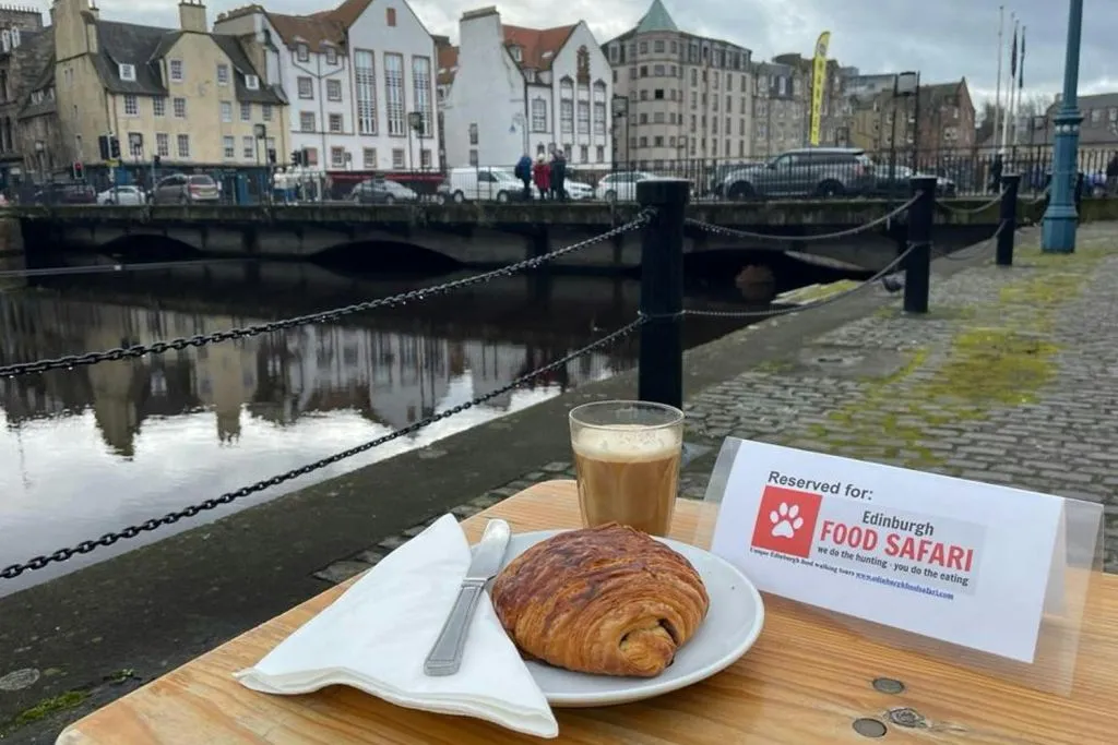Edinburgh: Leith Saturday Guided Food Tour