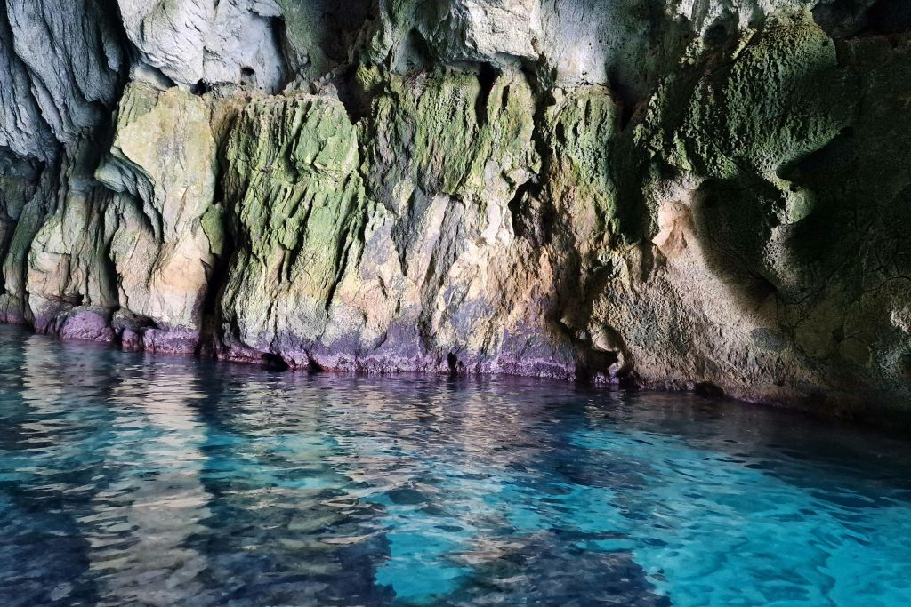 Ortigia: Tour guidato in barca + Snorkeling + Nuoto + Bevande