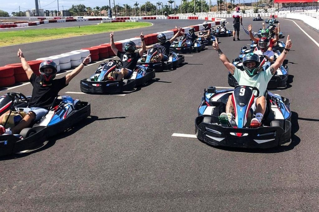 Tenerife: Carrera de karts al aire libre en Las Américas