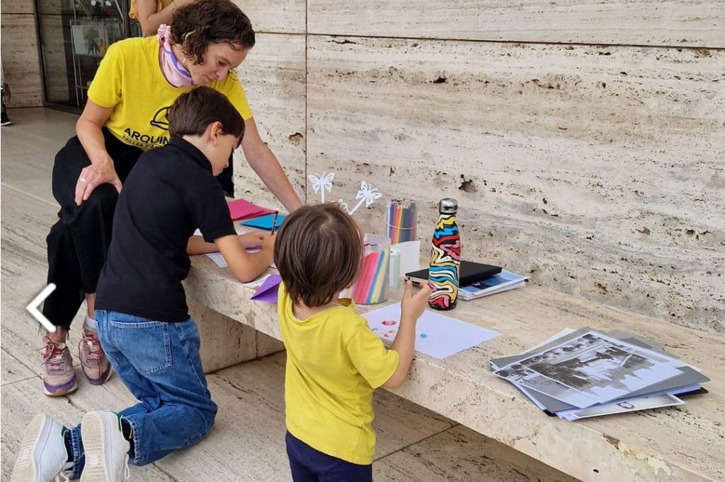 Barcelona: Explore the Pavilion Family Workshop