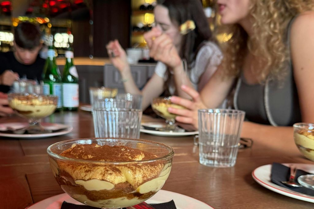Roma: Tour guidato del cibo senza glutine + degustazione