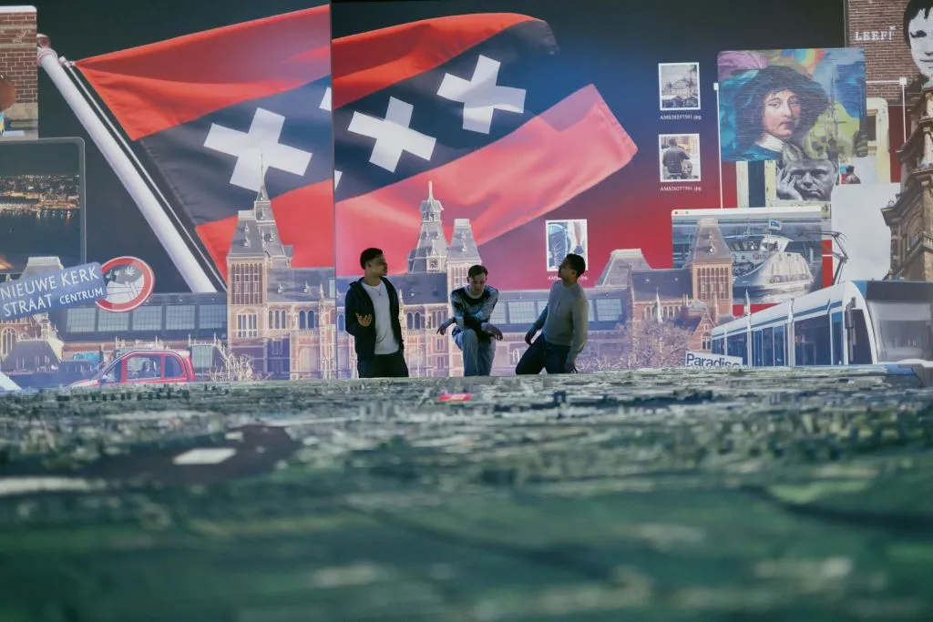 Amesterdão em Movimento: Espetáculo audiovisual + acesso à exposição