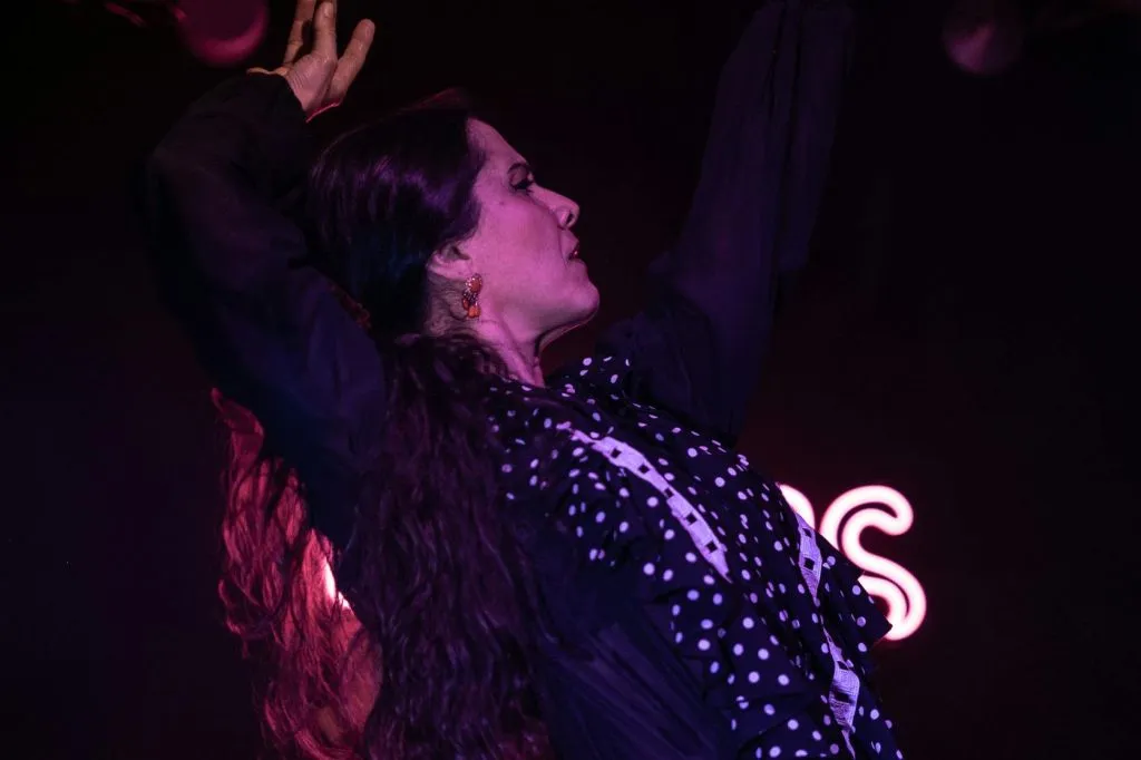 Las Brujas Flamenco Club: Show Entry