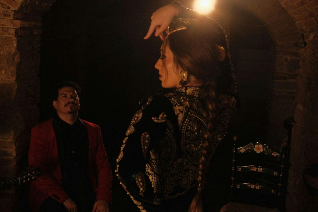 Las Brujas Flamenco Club: Show Entry